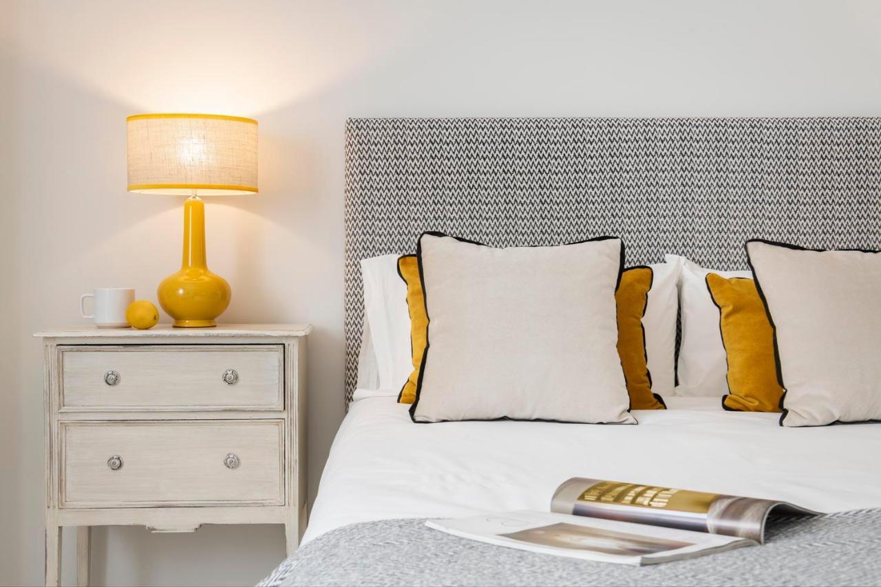 Magno Apartments Ruisenor Севилья Экстерьер фото